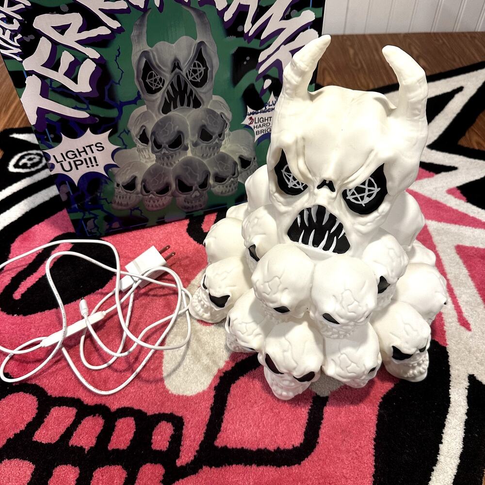 Neckface Terror Lamp – Brand New